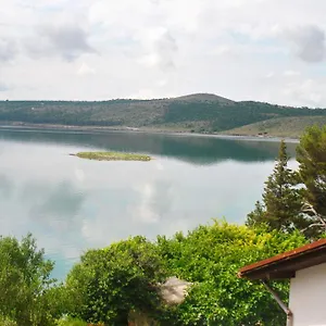 Bonaca Apartman